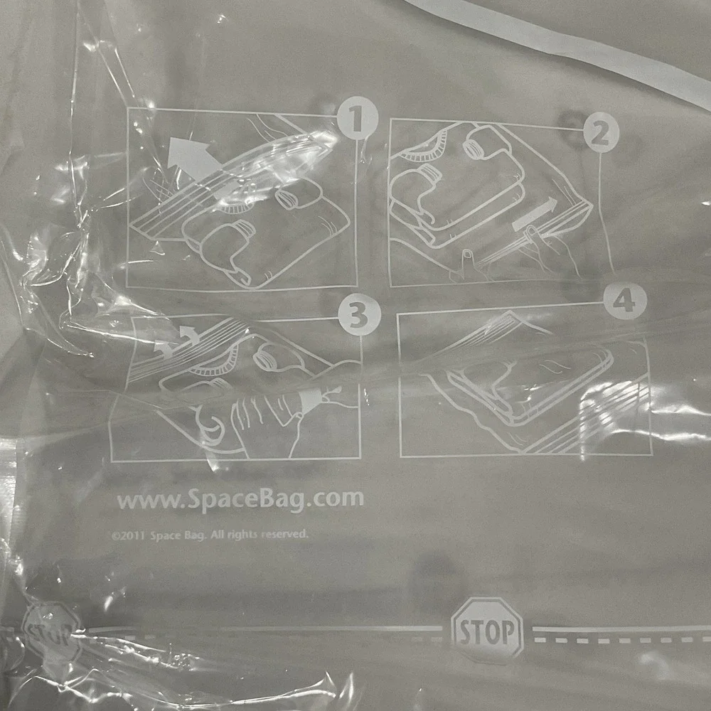 8 Ziploc SPACE BAG Vacuum Sealed Clothing Storage Bags 4 Large 1 XL 3 Suitcase